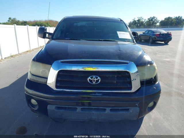 Toyota Tundra Limited 5.7l V8 Image 8