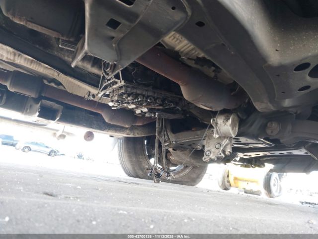 Toyota Tundra Limited 5.7l V8 Image 16