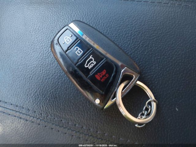 Hyundai SANTA FE 2.0l Turbo Image 10