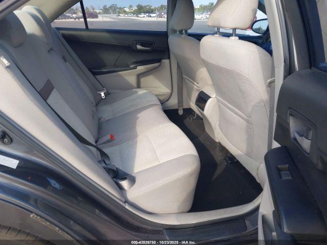 Toyota Camry L Image 6