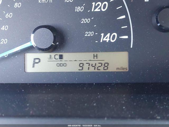 Toyota Camry L Image 14