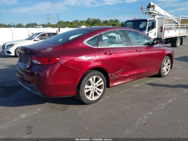 Chrysler 200 Limited Image 4
