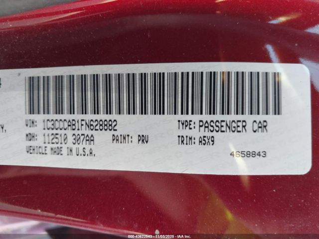 Chrysler 200 Limited Image 6