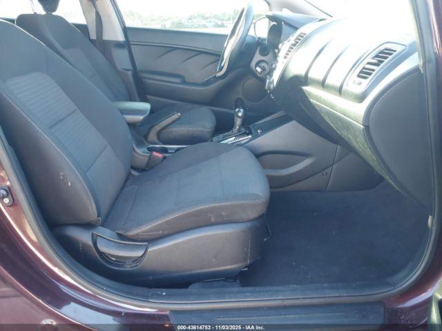 Kia Forte Lx Image 11