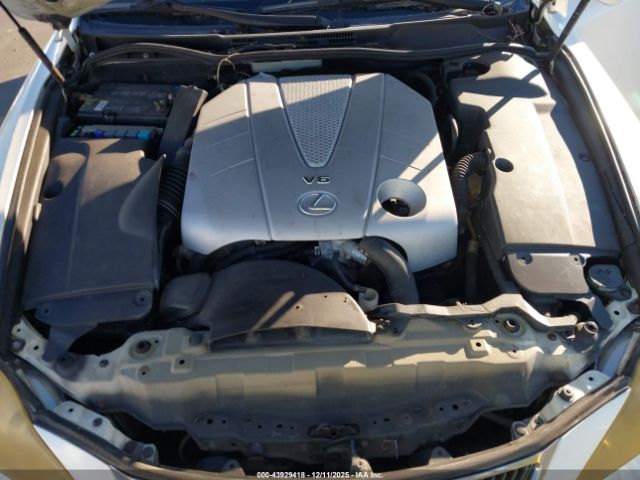 Lexus Is Image 4