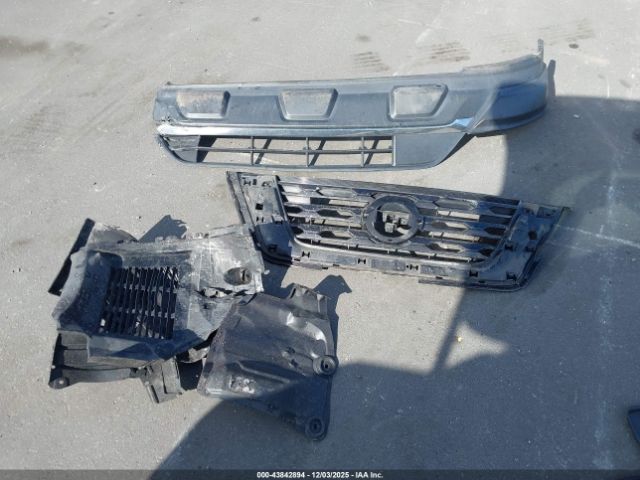 Nissan Pathfinder Platinum Image 8