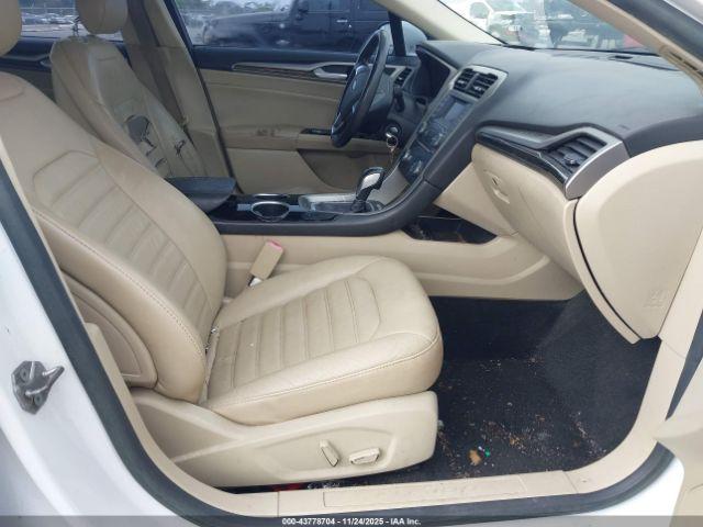 Ford Fusion Se Image 8