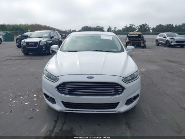 Ford Fusion Se Image 11