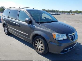  Salvage Chrysler Town & Country