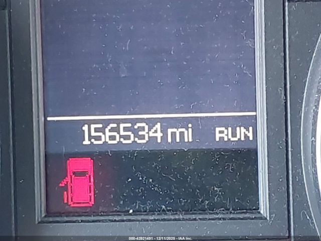 Chrysler Town & Country Touring Image 18