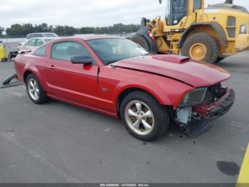  Salvage Ford Mustang