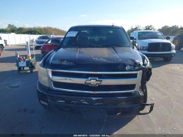 Chevrolet Silverado 1500 Ltz Image 4