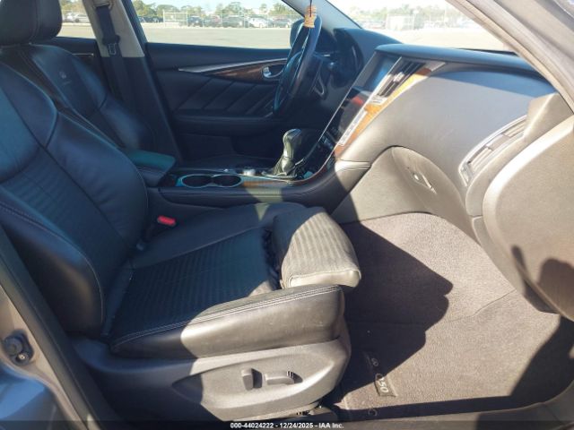 INFINITI Q50 Hybrid Sport Image 3