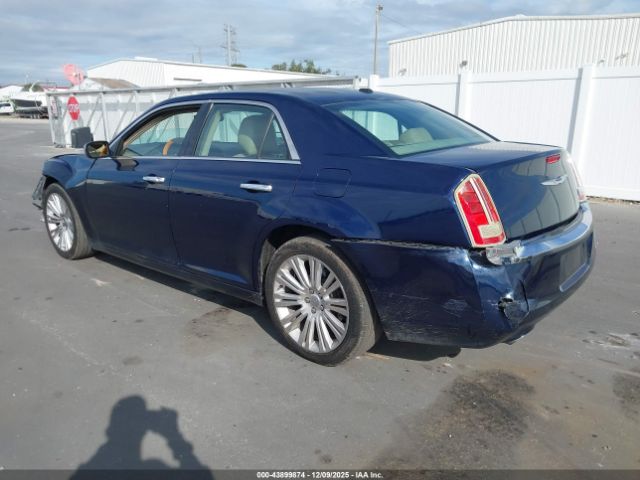 Chrysler 300c Image 5
