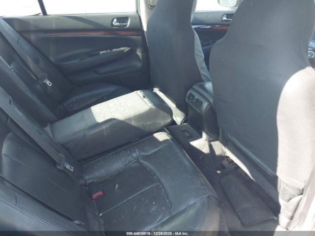 INFINITI G37 Journey Image 4