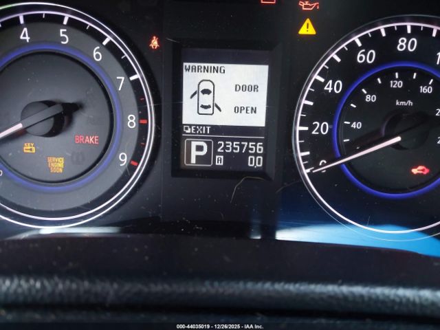 INFINITI G37 Journey Image 11