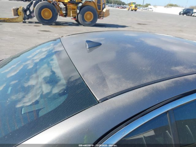 INFINITI G37 Journey Image 12