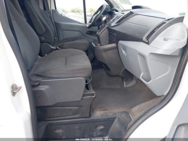 Ford Transit Xlt Image 7