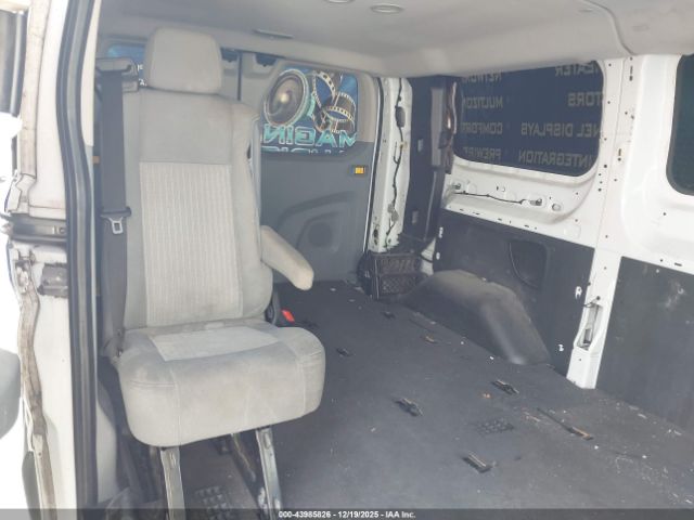 Ford Transit Xlt Image 9