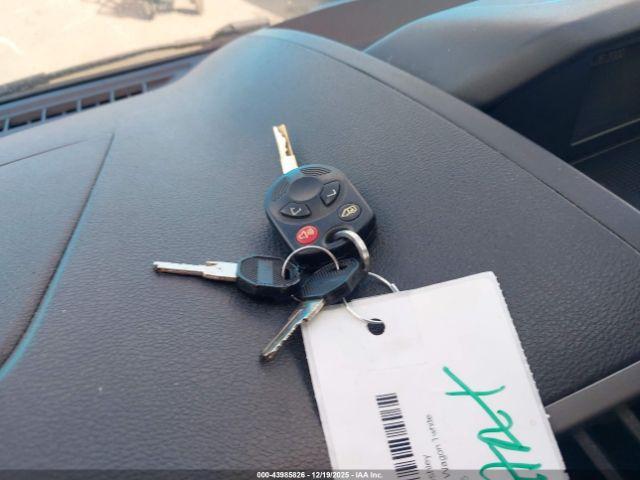 Ford Transit Xlt Image 12