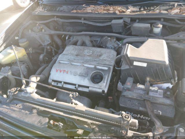 Toyota Highlander V6 Image 10