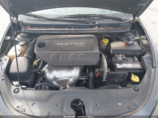 Dodge Dart Sxt Image 12