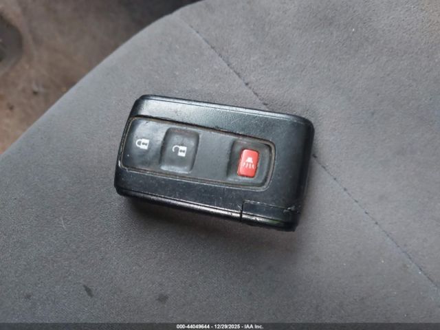 Toyota Prius Image 9