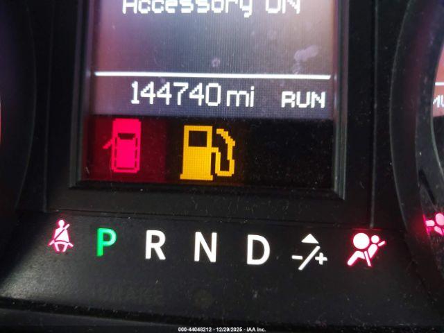 Chrysler Town & Country Touring-l 30th Anniversary Image 4