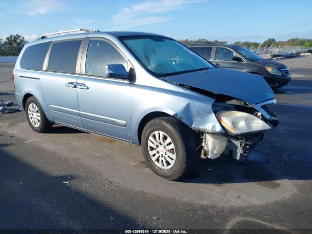  Salvage Kia Sedona