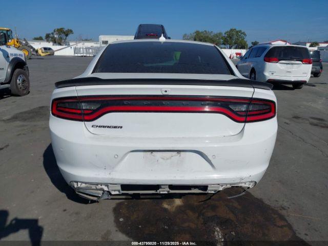 Dodge Charger Sxt Image 8