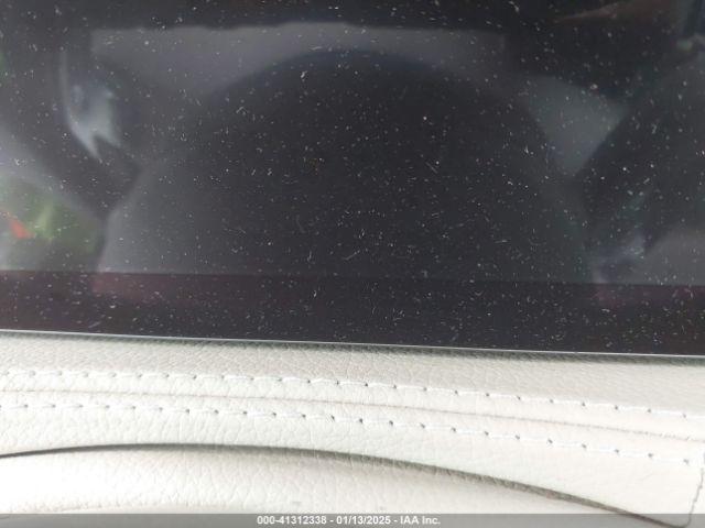 Mercedes-Benz S-Class Image 19