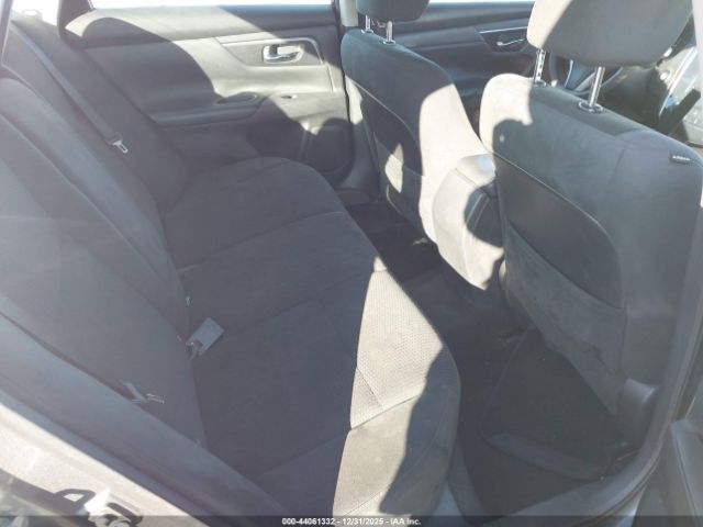 Nissan Altima 2.5 S Image 10