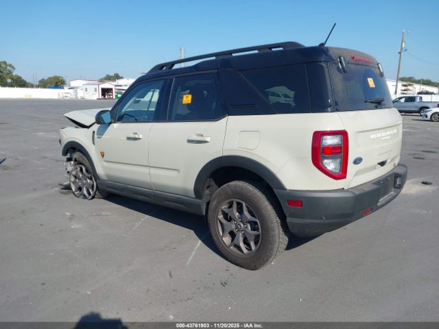 Ford Bronco Badlands Image 3
