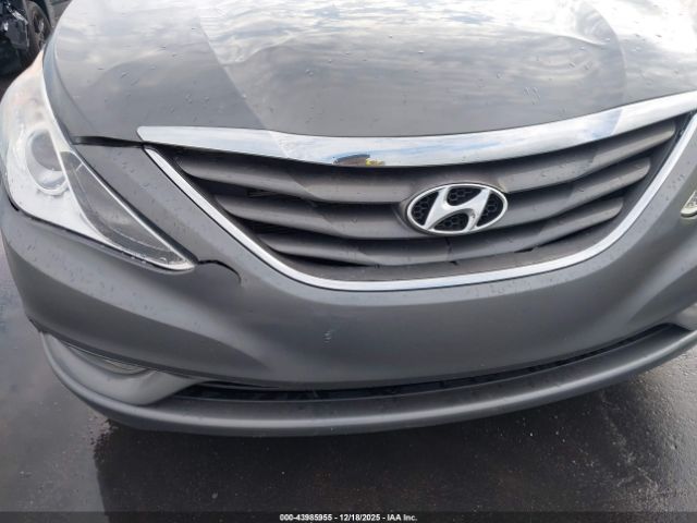 Hyundai SONATA Gls Image 9