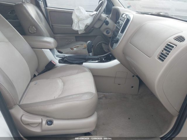 Mercury Mariner Image 3