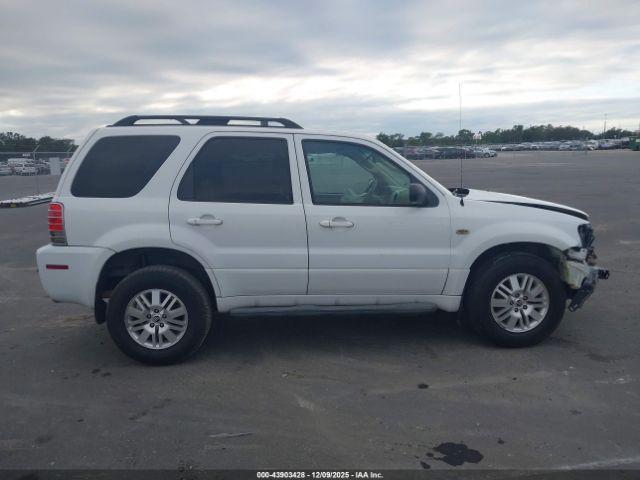 Mercury Mariner Image 12