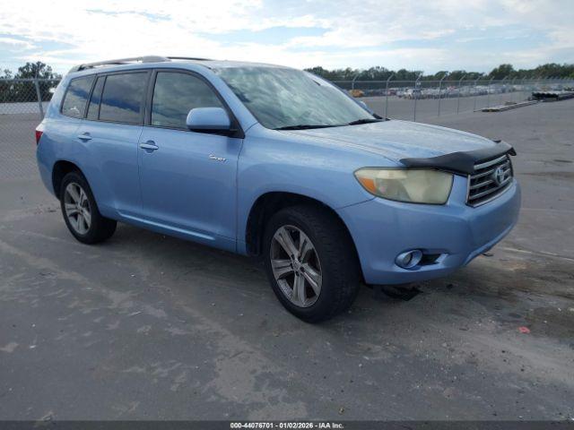  Salvage Toyota Highlander