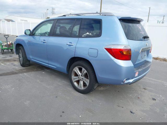 Toyota Highlander Sport Image 3