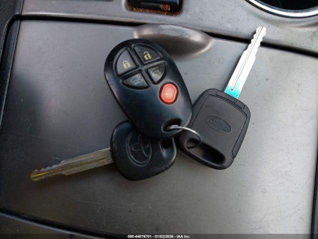 Toyota Highlander Sport Image 10