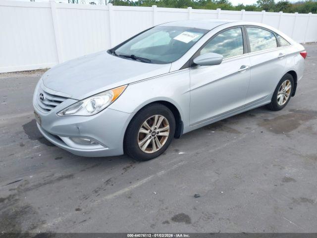 Hyundai SONATA Gls Image 8