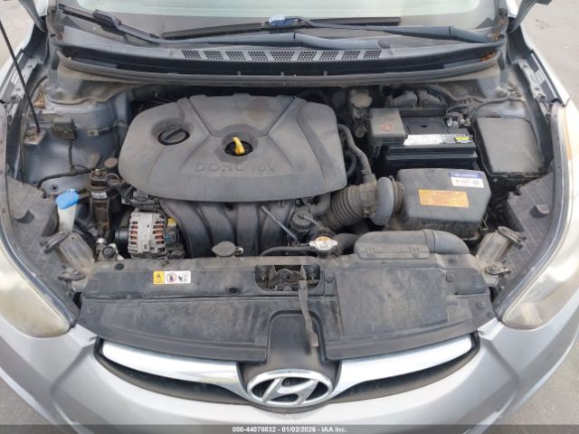 Hyundai ELANTRA Gls Image 8