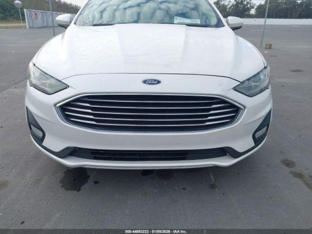 Ford Fusion Se Image 7