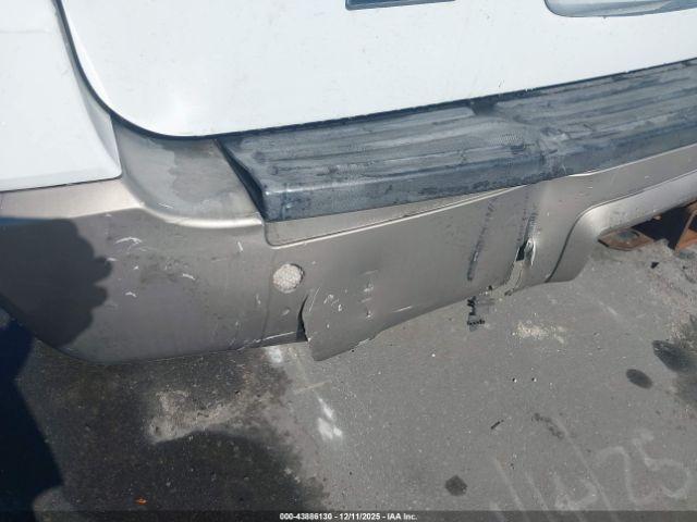 Ford Expedition Eddie Bauer Image 12