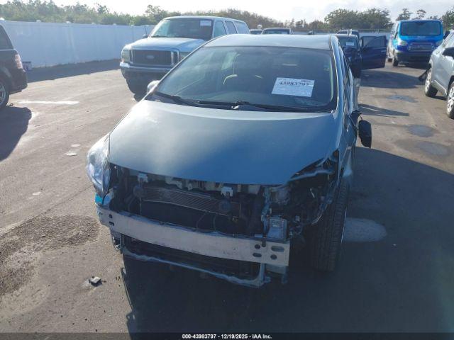 Toyota Prius Image 16