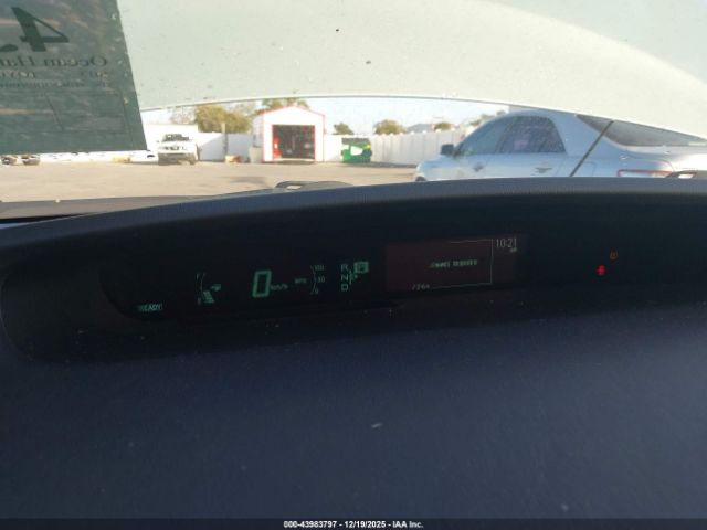 Toyota Prius Image 6