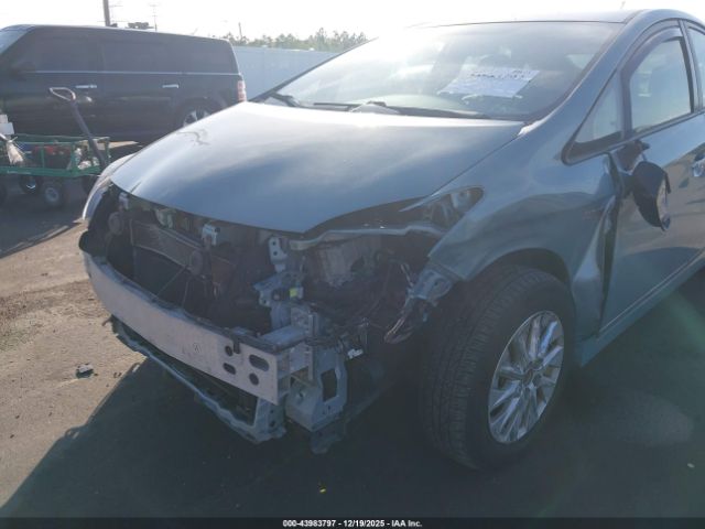 Toyota Prius Image 14