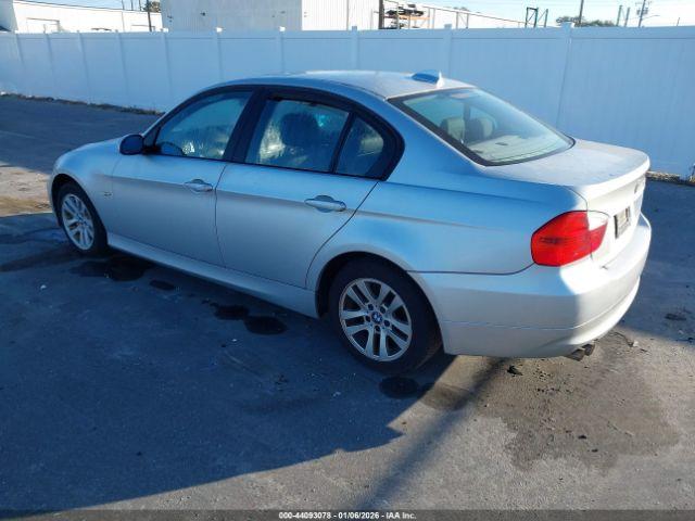 BMW 3 Series Image 6