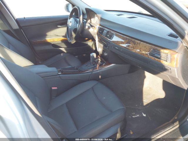 BMW 3 Series Image 8