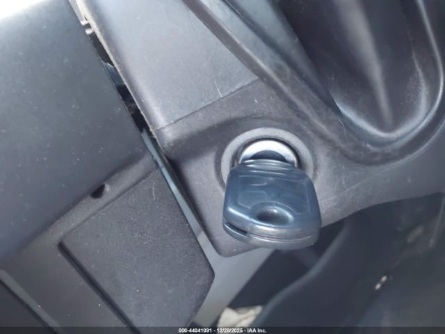 Ford F-150 Xl Image 2