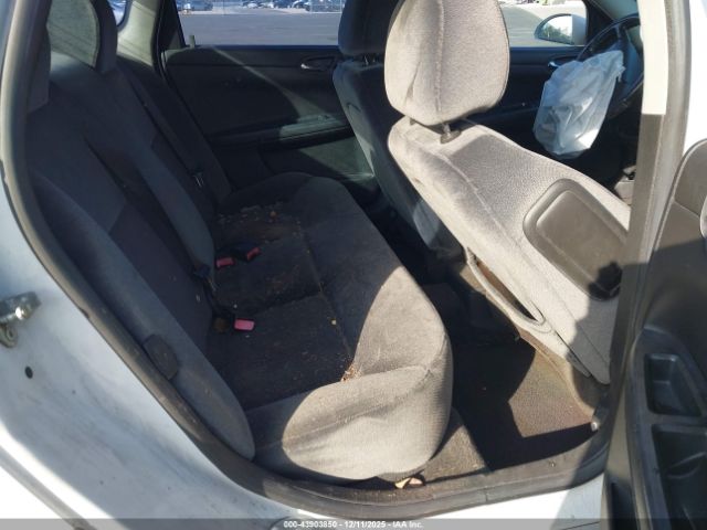 Chevrolet Impala Lt Image 8